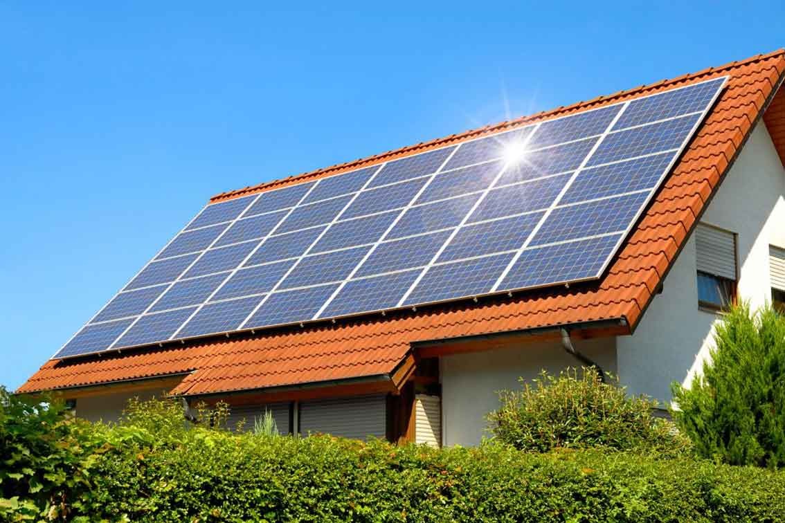 راهنمای جامع طراحی، نصب و تعمیر پنل خورشیدی